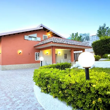 Bed & Breakfast Matari 3*
